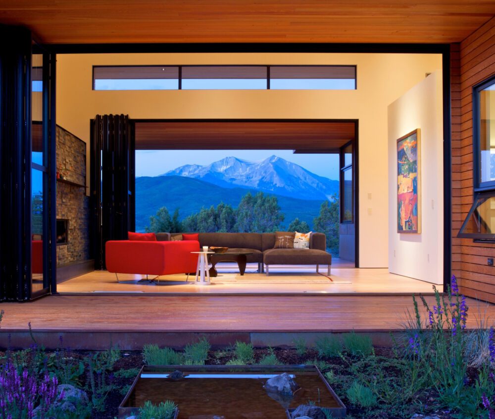 Mountain views rental home